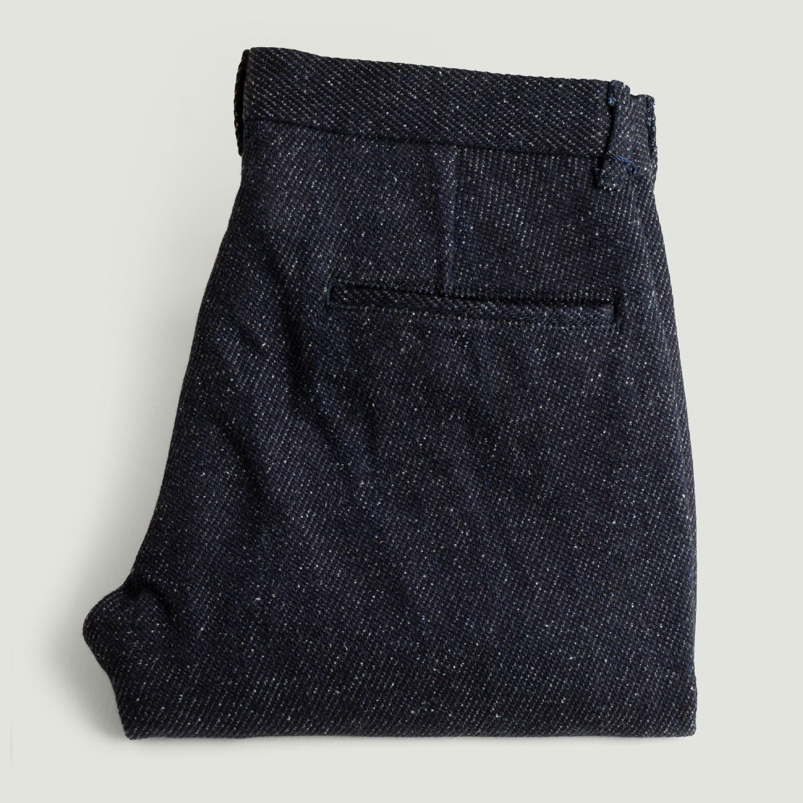 Vignette-flâneurs-JAPAN-BLUE-JEANS-Tweed-Denim-Easy-Tapered-Pants