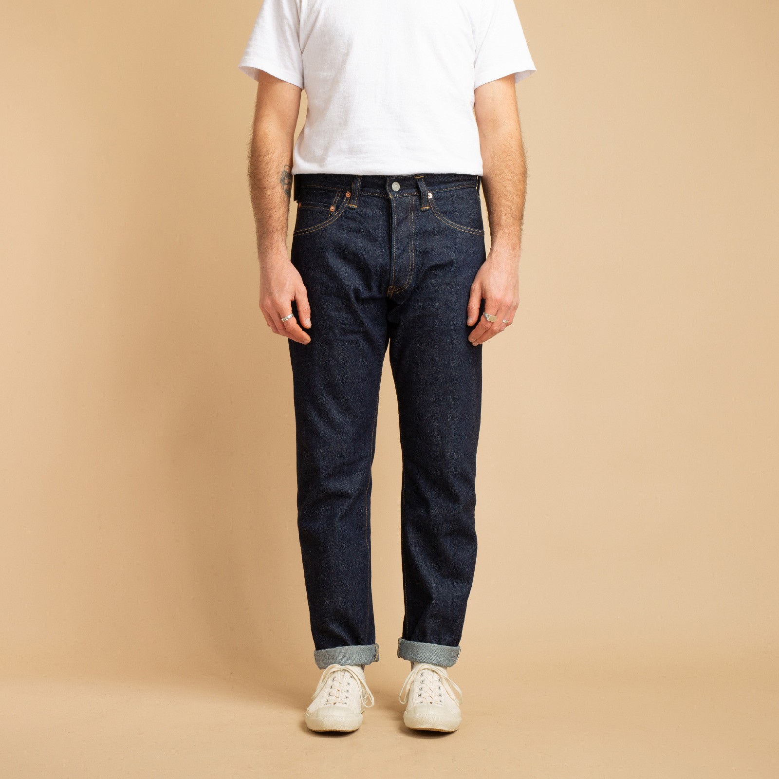 front-Studio-d'Artisant-D1826-Ivy-Relaxed-Tapered-13oz-Selvedge-Denim