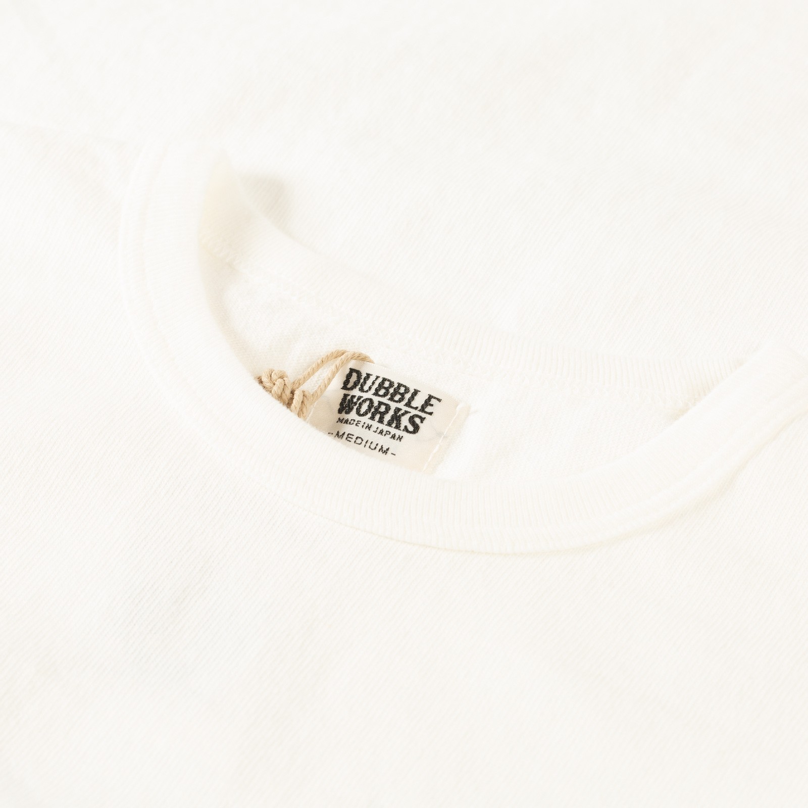image-détail-flâneurs-teeshirt-épais-dubbleworks-HEAVY-WEIGHT-LONG-sleeve-off-white