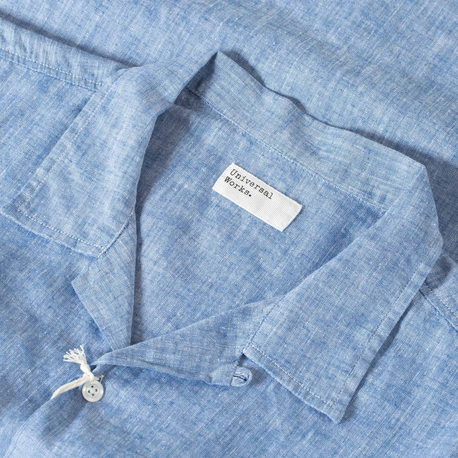 détail col flâneurs-Universal-Works-Road Shirt Slub Linen Mix Blue