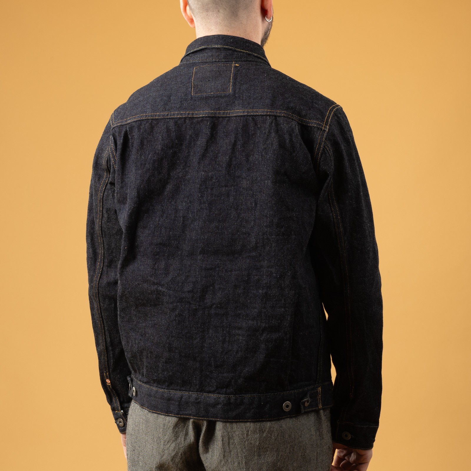 ONI DENIM  02516P Type II Jacket 15oz Low Tension Denim images flâneurs portée de dos