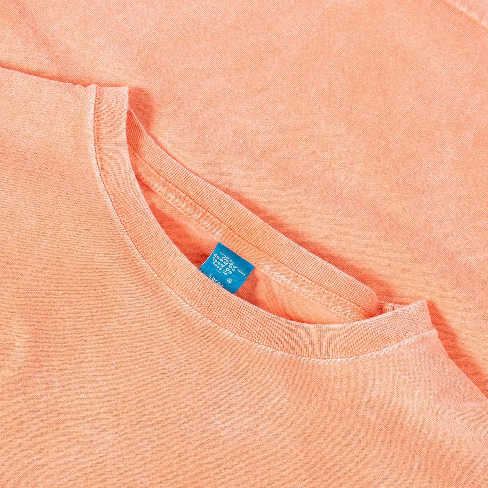 GOOD ON  LS Pocket Crew Tee Vintage Dye Peach image flâneurs col