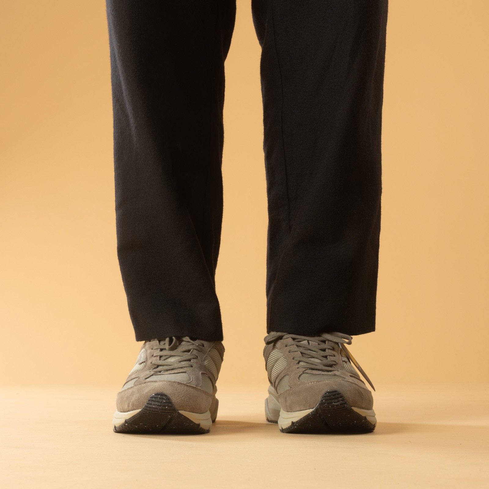 Image flâneurs de face NEUTRA sneakers Hakone V.2 Polvere Salvia