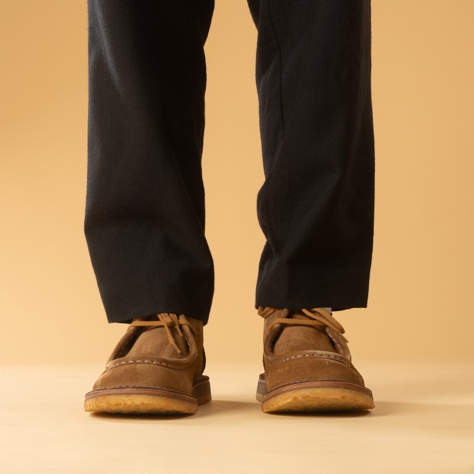 Image flâneurs chaussures ASTORFLEX Beenflex whiskey de face