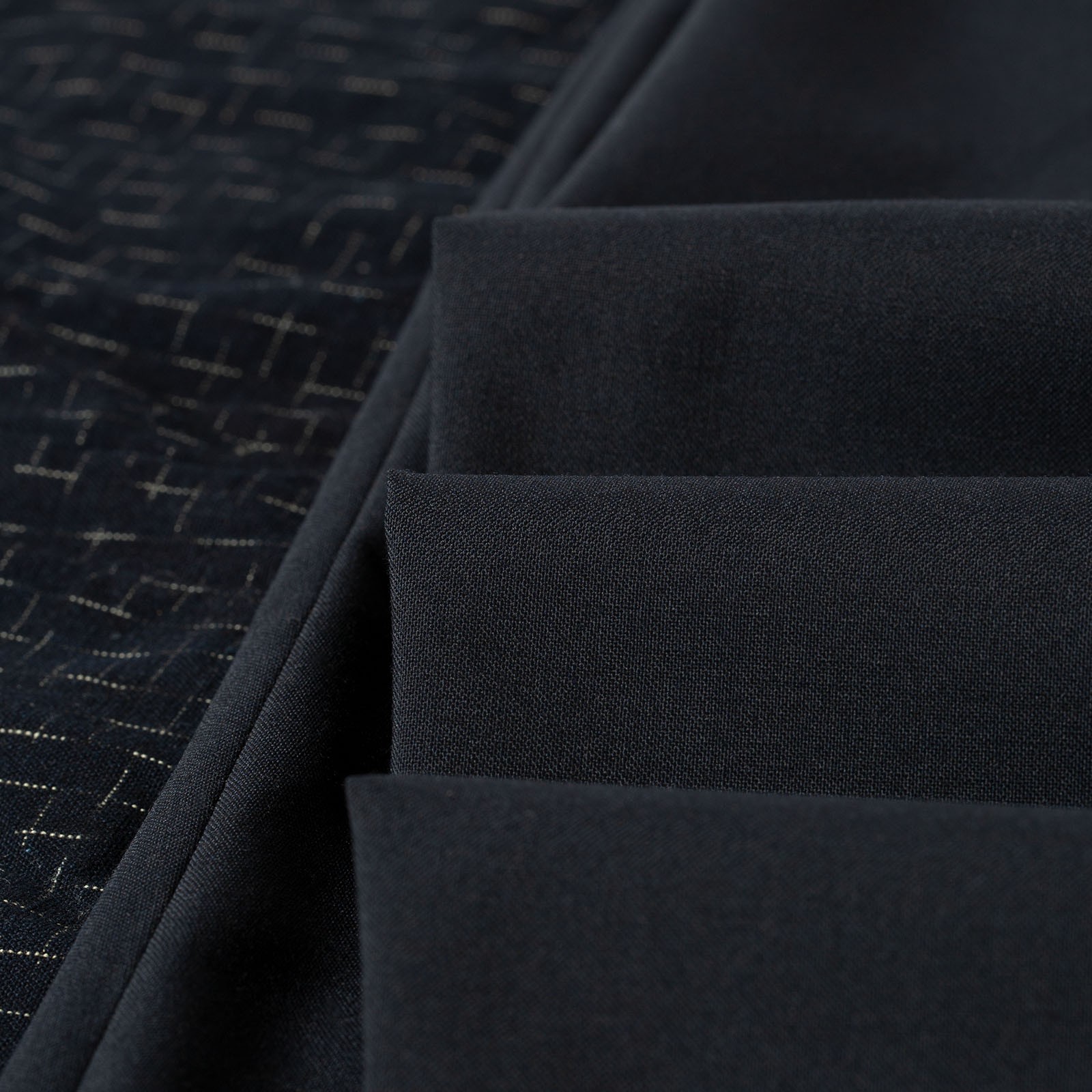 détail tissu  flâneurs BEAMS PLUS 2 Pleats Wool Tropical Dark Navy