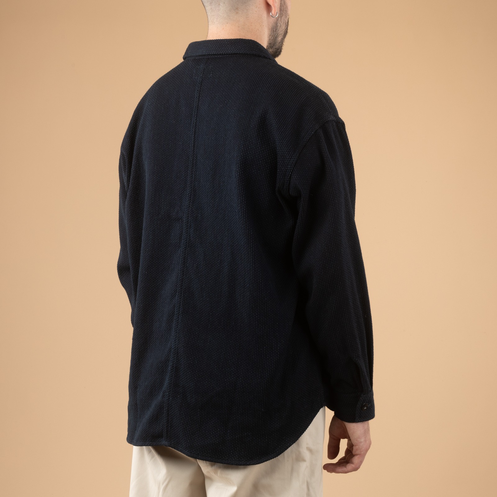 image flâneurs porté veste JAPAN BLUE JEANS Sashiko Big Shirt Jacket Indigo-3