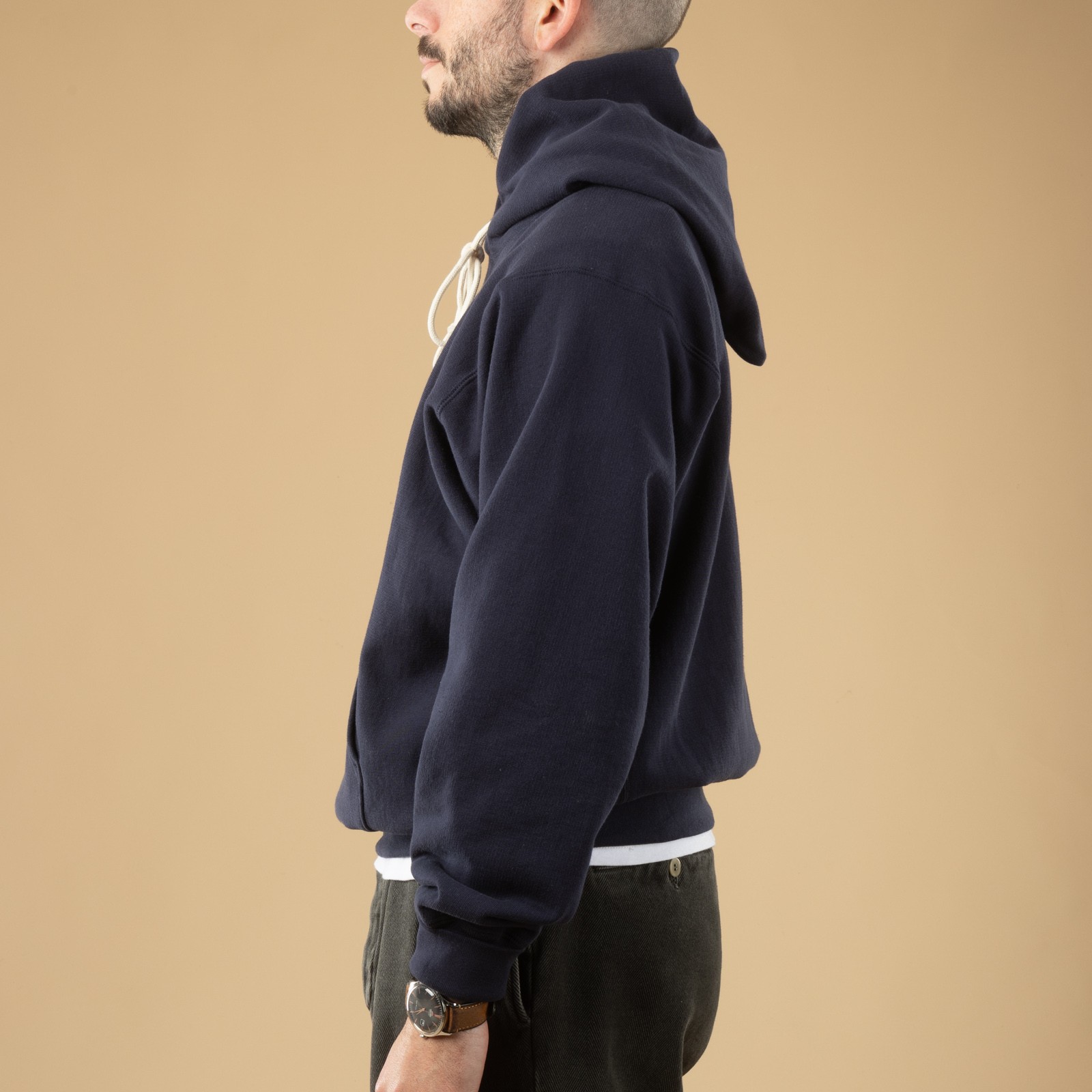 Image-Flâneurs_XX DEVELOPMENT / "SURE MFG" The Californians 60's Hoodie Nasvy_de-profil