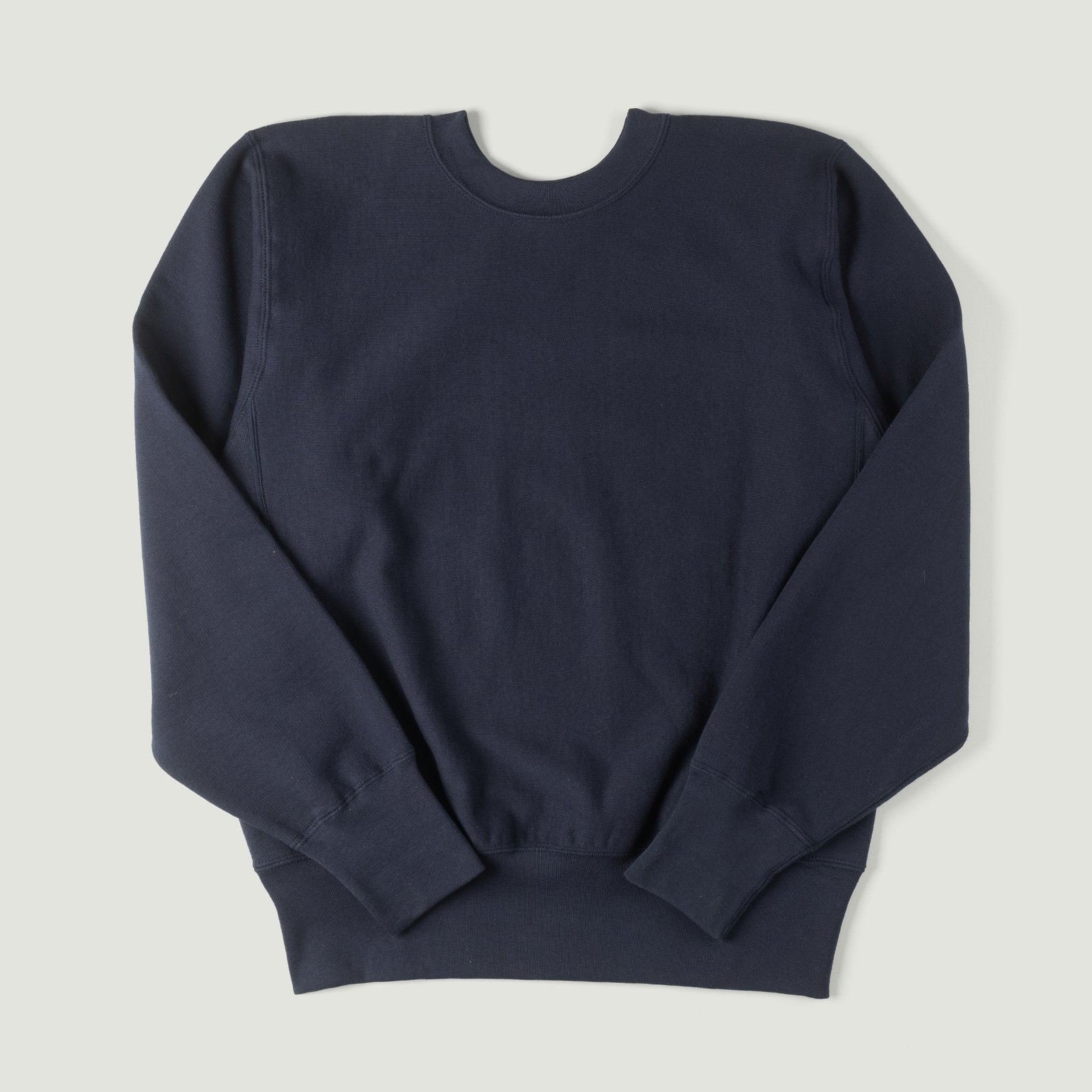 Image-Flâneurs_XX DEVELOPMENT / "SURE MFG" The Californians 60's Sweatshirt Midnight Wave_Vignette