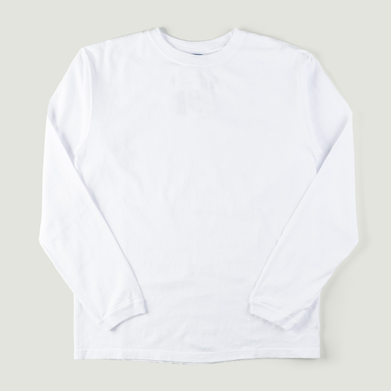 Image-Flâneurs_GOOD ON / L/S Crew Tee White_Vignette