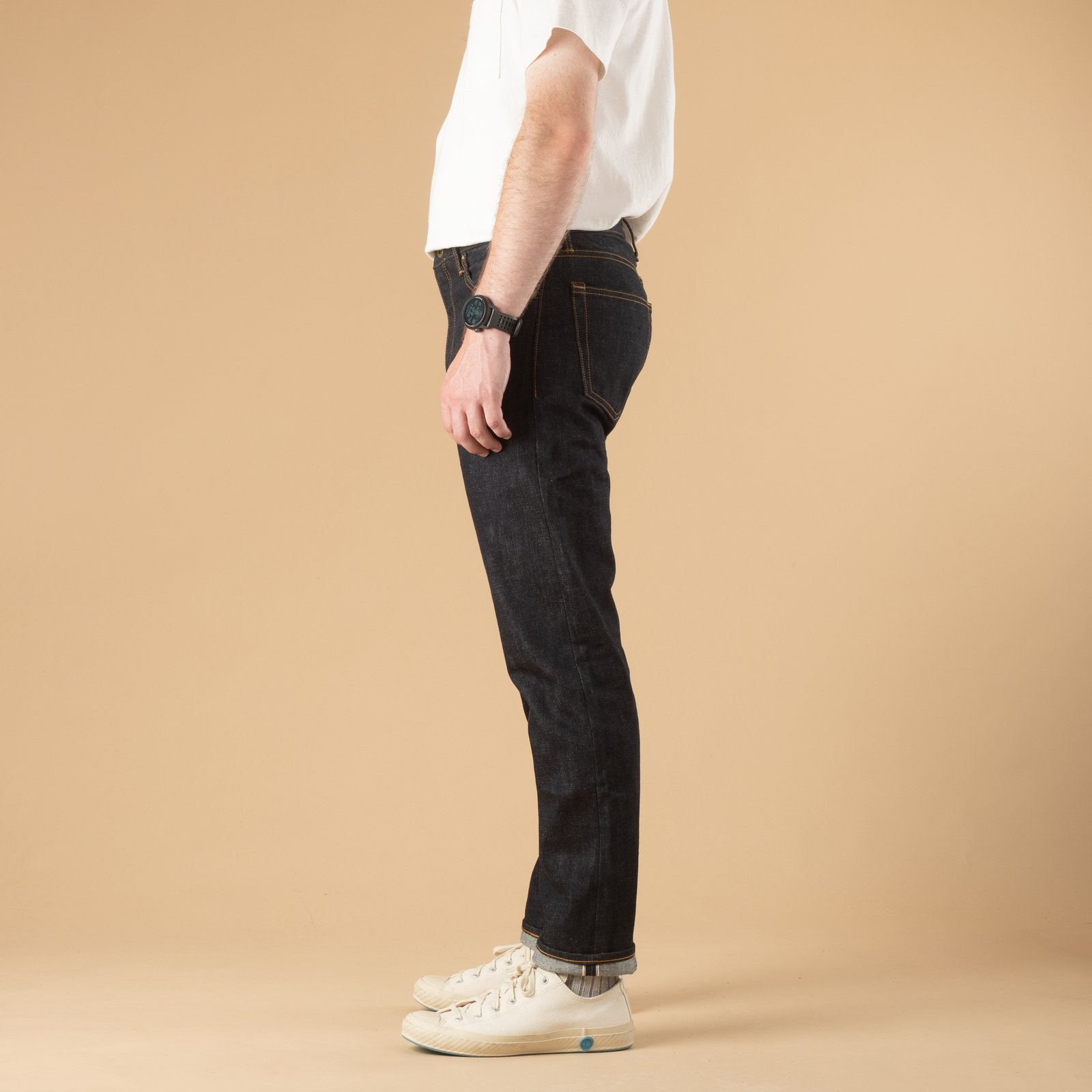 Image-Flâneurs_JAPAN BLUE JEANS / J301 Straight Fit 14,8oz_de-profil