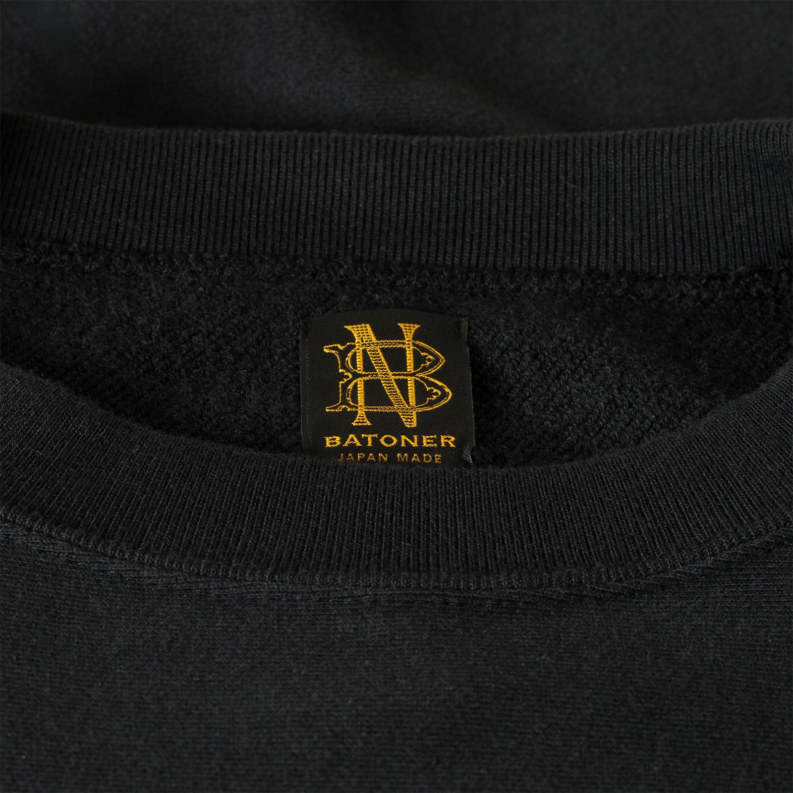 Jumberca Urake Crewneck Black