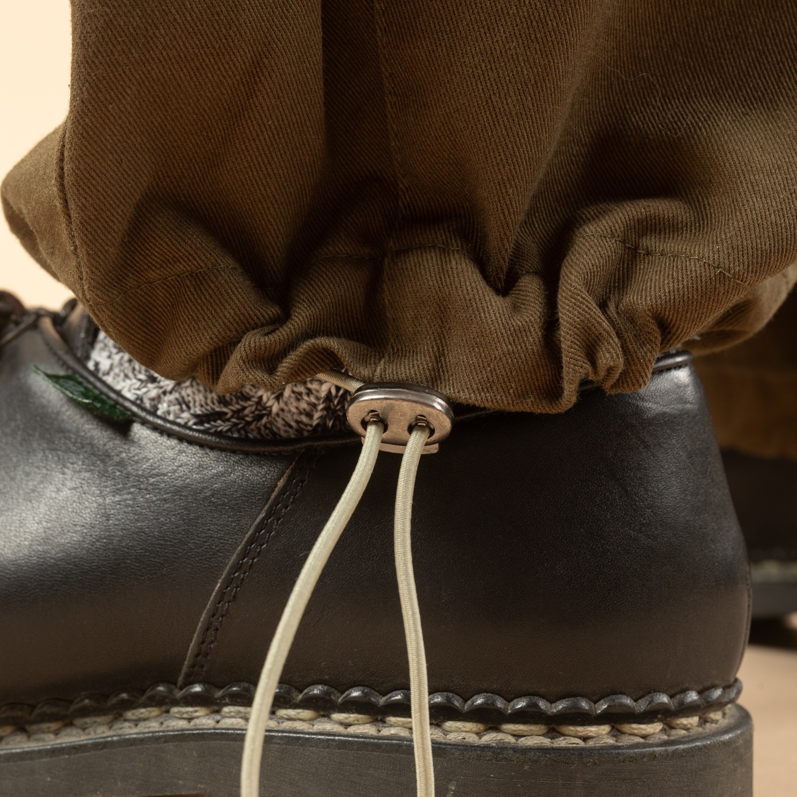 Olive Twill Cargo Balloon Pants