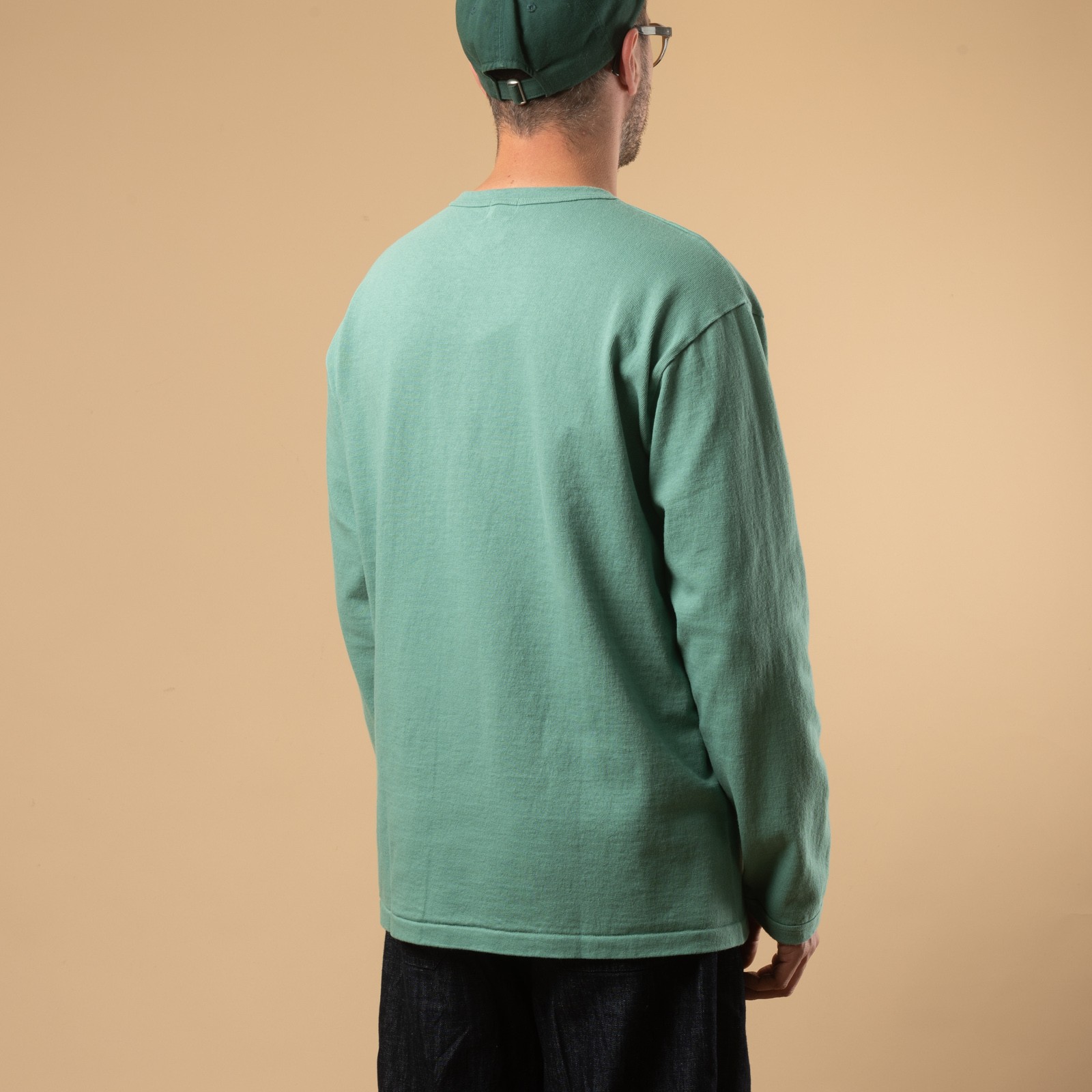 Image-Flâneurs_DUBBLE WORKS / Heavyweight Long Sleeve Tee Emerald_de-dos