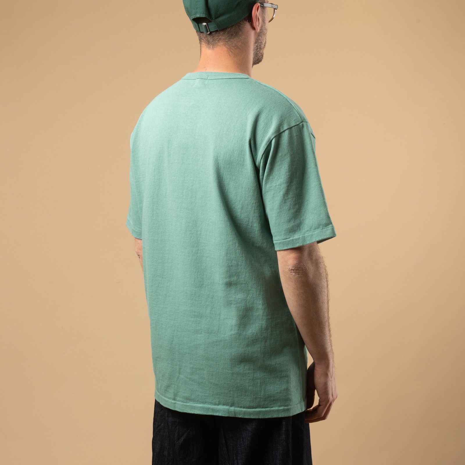 Image-Flâneurs_DUBBLE WORKS / Heavyweight Short Sleeve Tee Emerald_de-dos