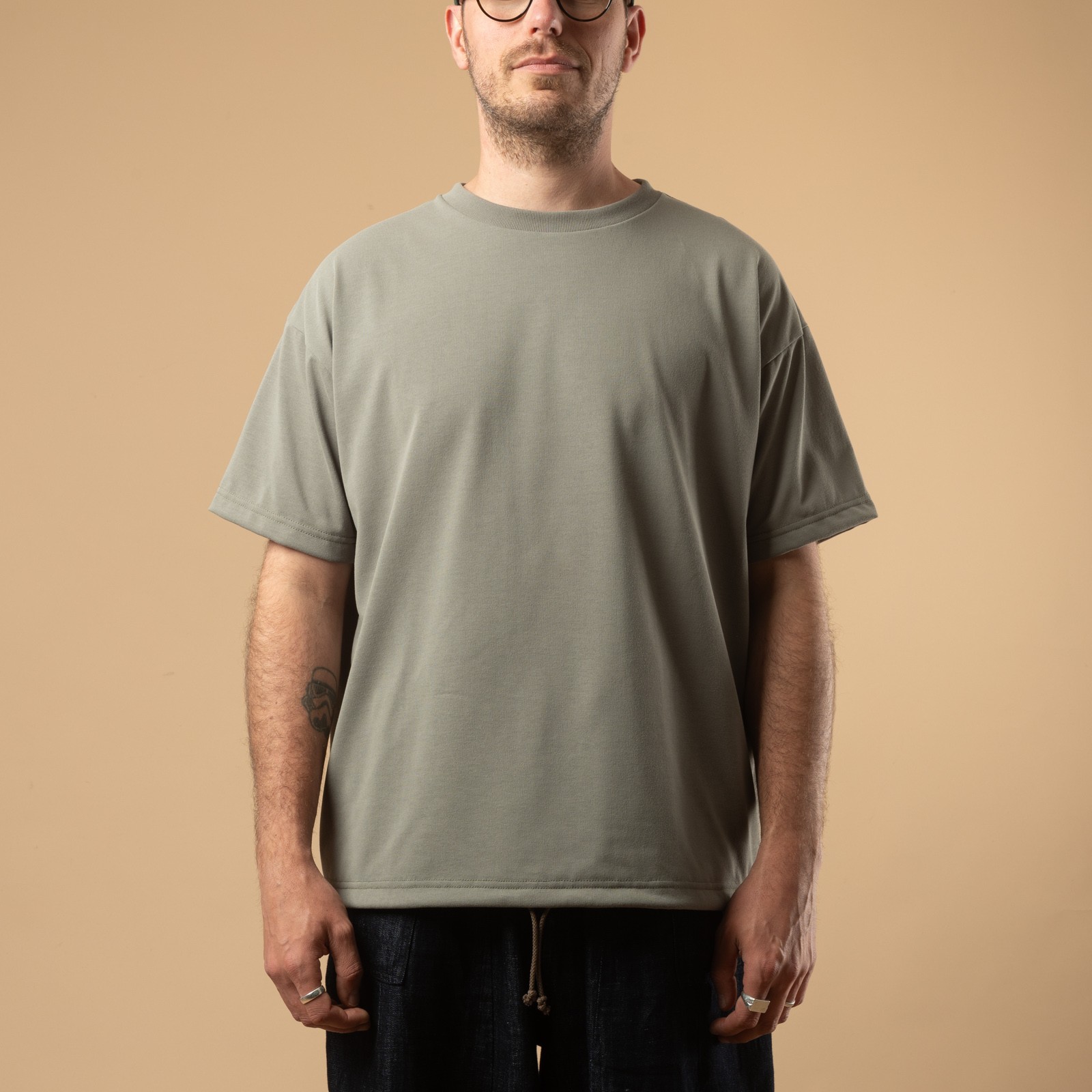 Image-Flâneurs_	JACKMAN / FD Big Himo T-Shirt Shadow Olive_de-face