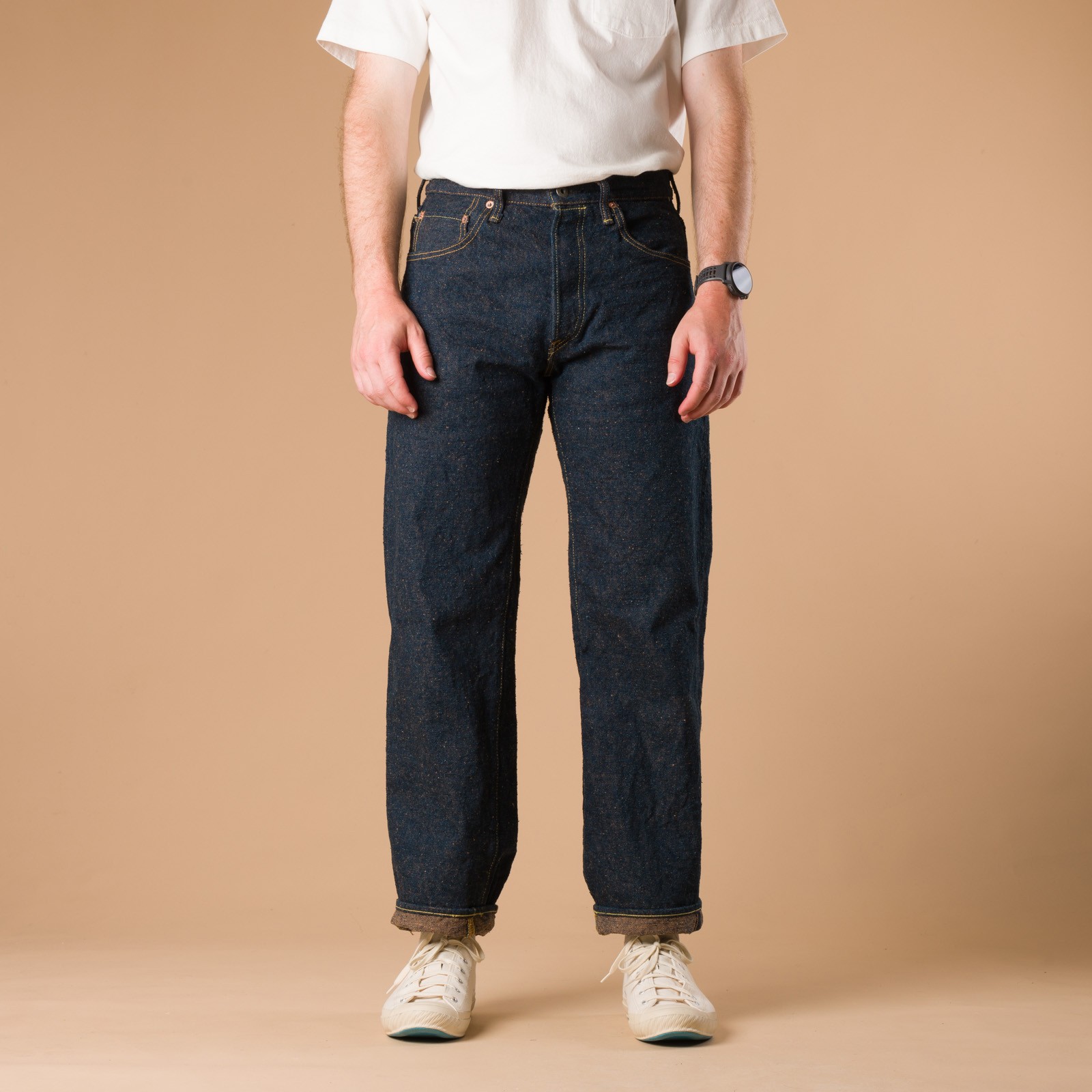 Image-Flâneurs_ONI DENIM / 200CCD-MOCA 15oz Wide Straight "Moca" Crushed Concrete Denim_de-face