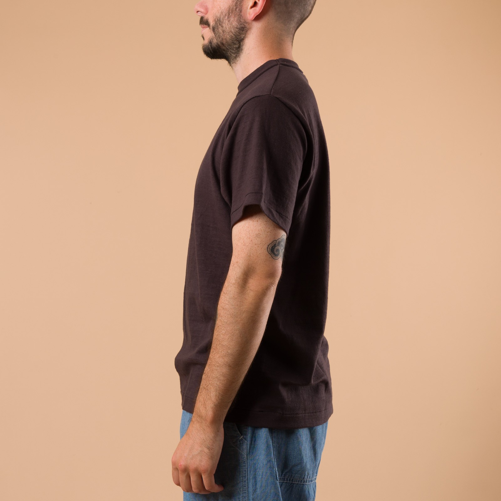 Image-Flâneurs_WAREHOUSE & CO. / Lot 4601 No Print T-Shirt Black_de-profil