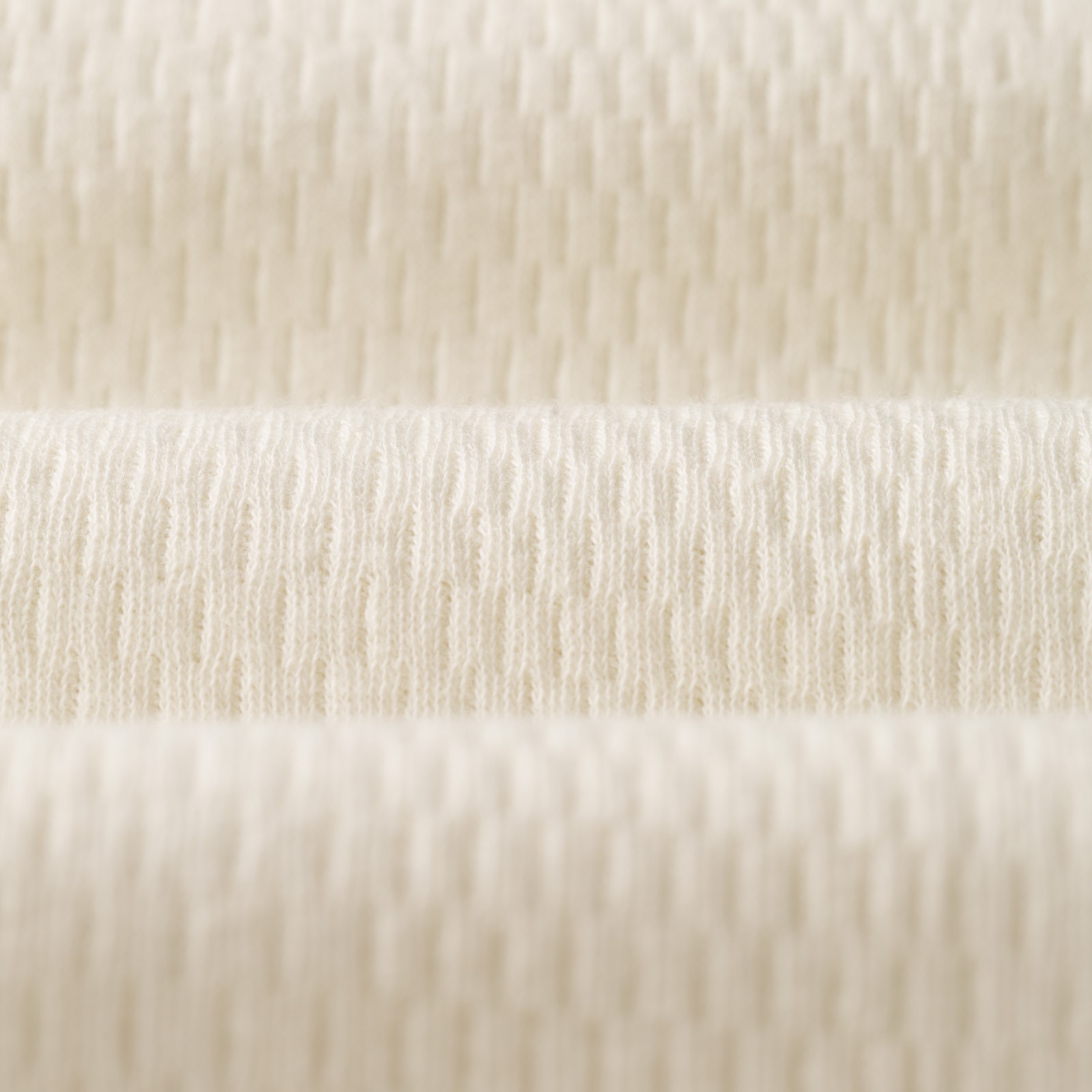 Image-Flâneurs_GOHEMP / Wide Slit Tee Off White_détail-matière