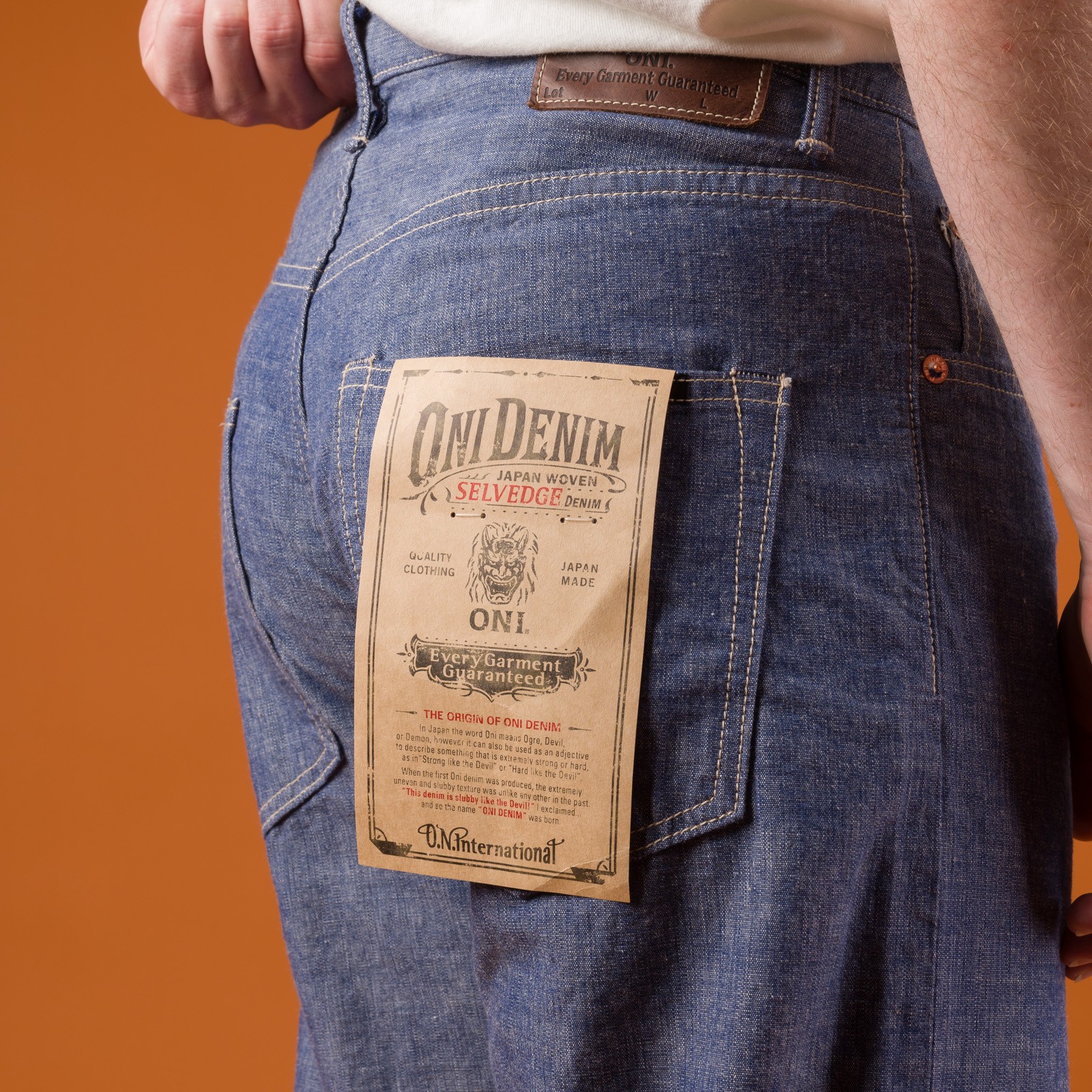 Image-Flâneurs_ONI DENIM / 200-HCSV 8oz Selvedge Chambray Wide Straight_détail-flasher