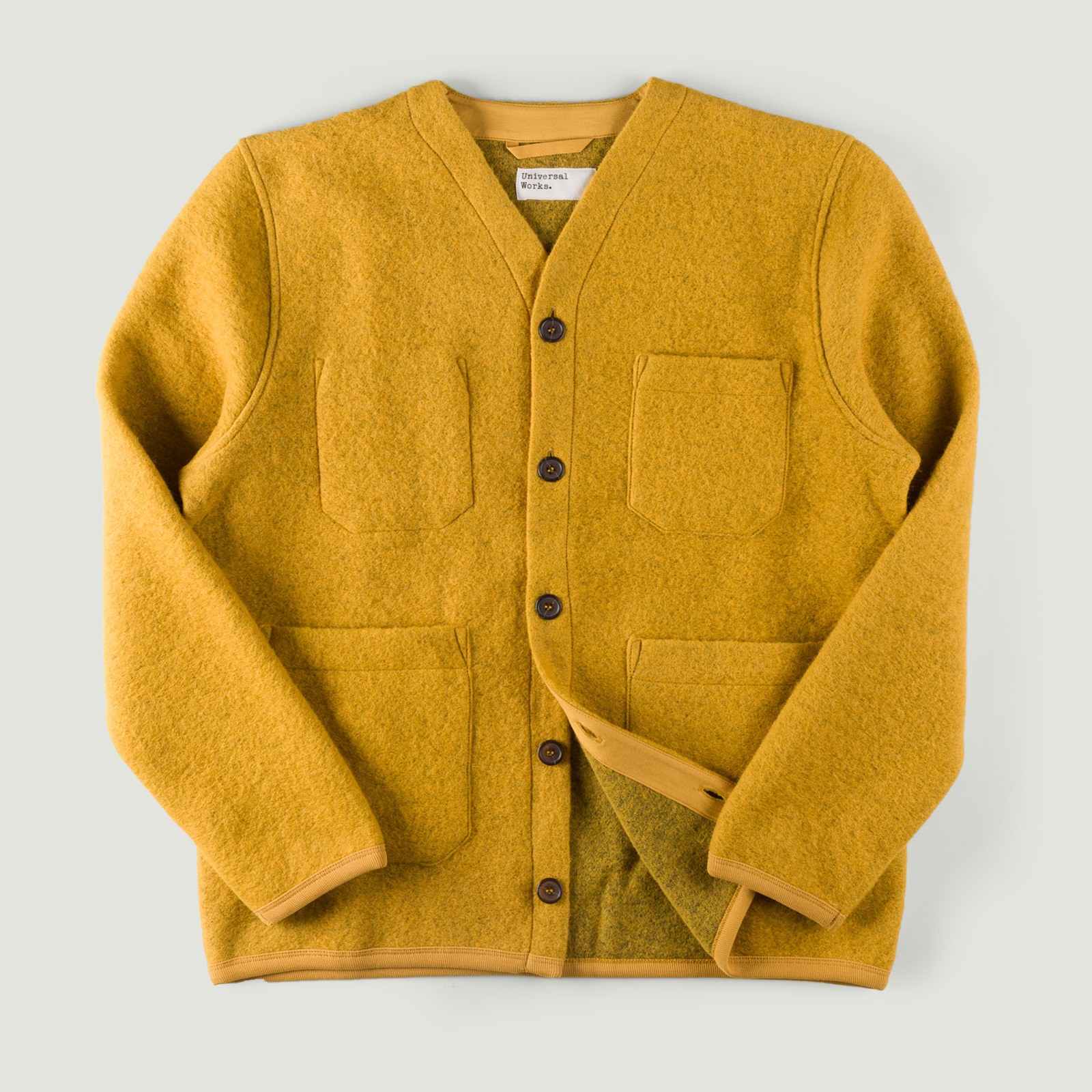 Image-Flâneurs_UNIVERSAL WORKS / Wool Fleece Cardigan Yellow_Vignette