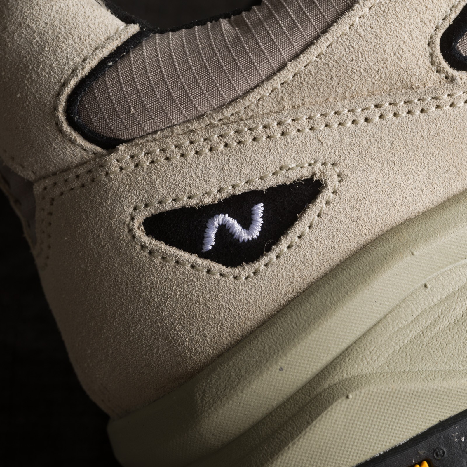 Image-Flâneurs_NEUTRA / Hakone V.2 Ripstop Frost Greige_detail-1