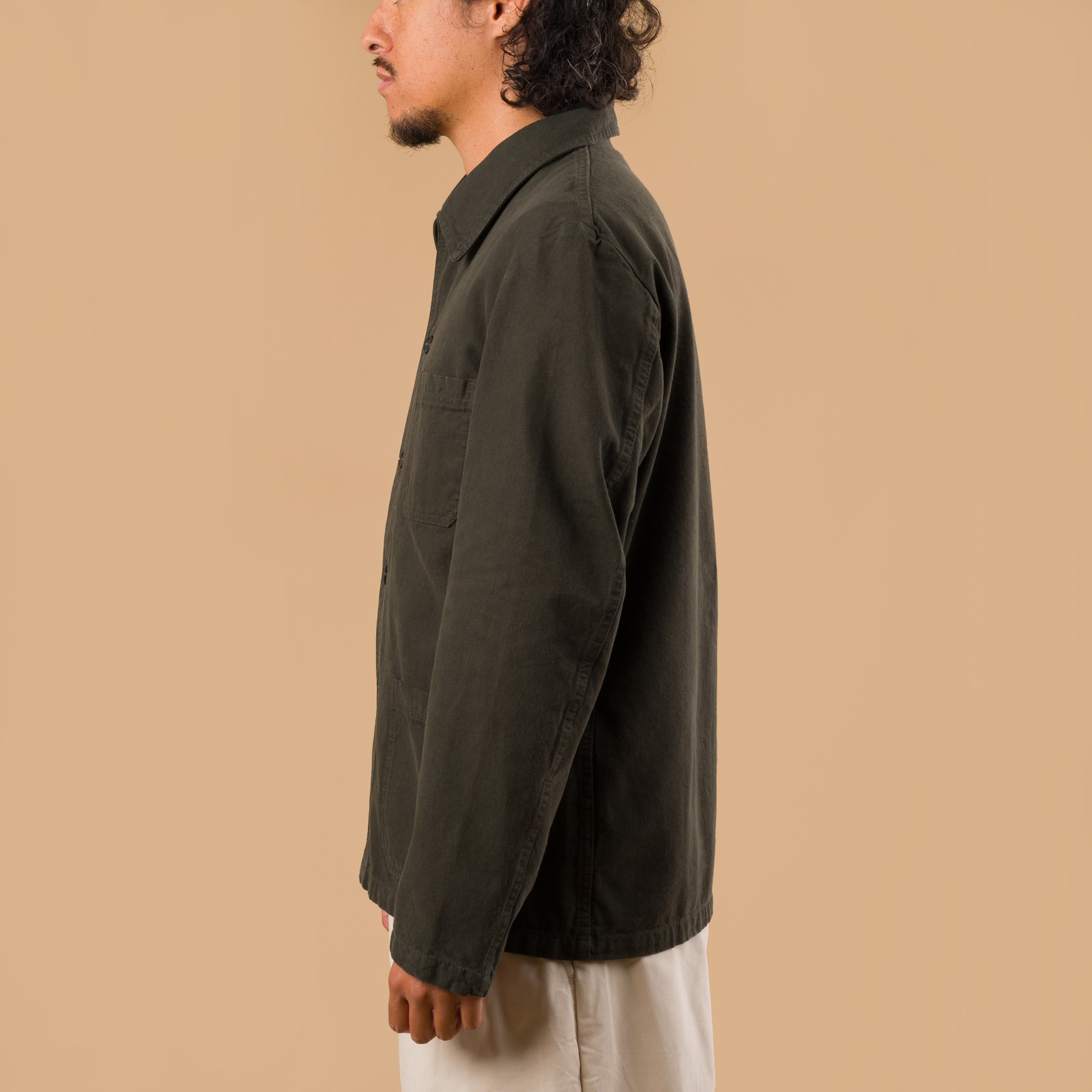 image flaneurs porté de profil VETRA Ash Brushed Canvas Weaved Jacket