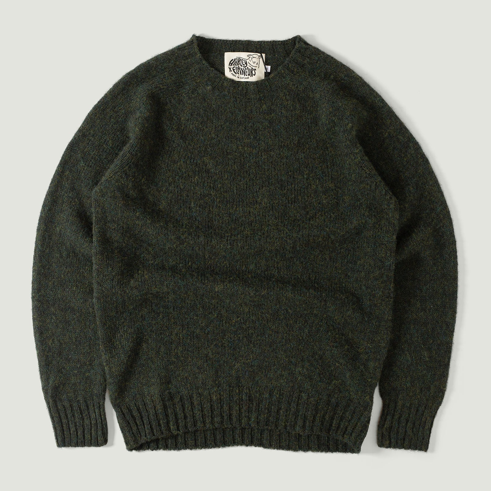 HARLEY OF SCOTLAND X FLANEURS / Shaggy Crew Neck Evergreen