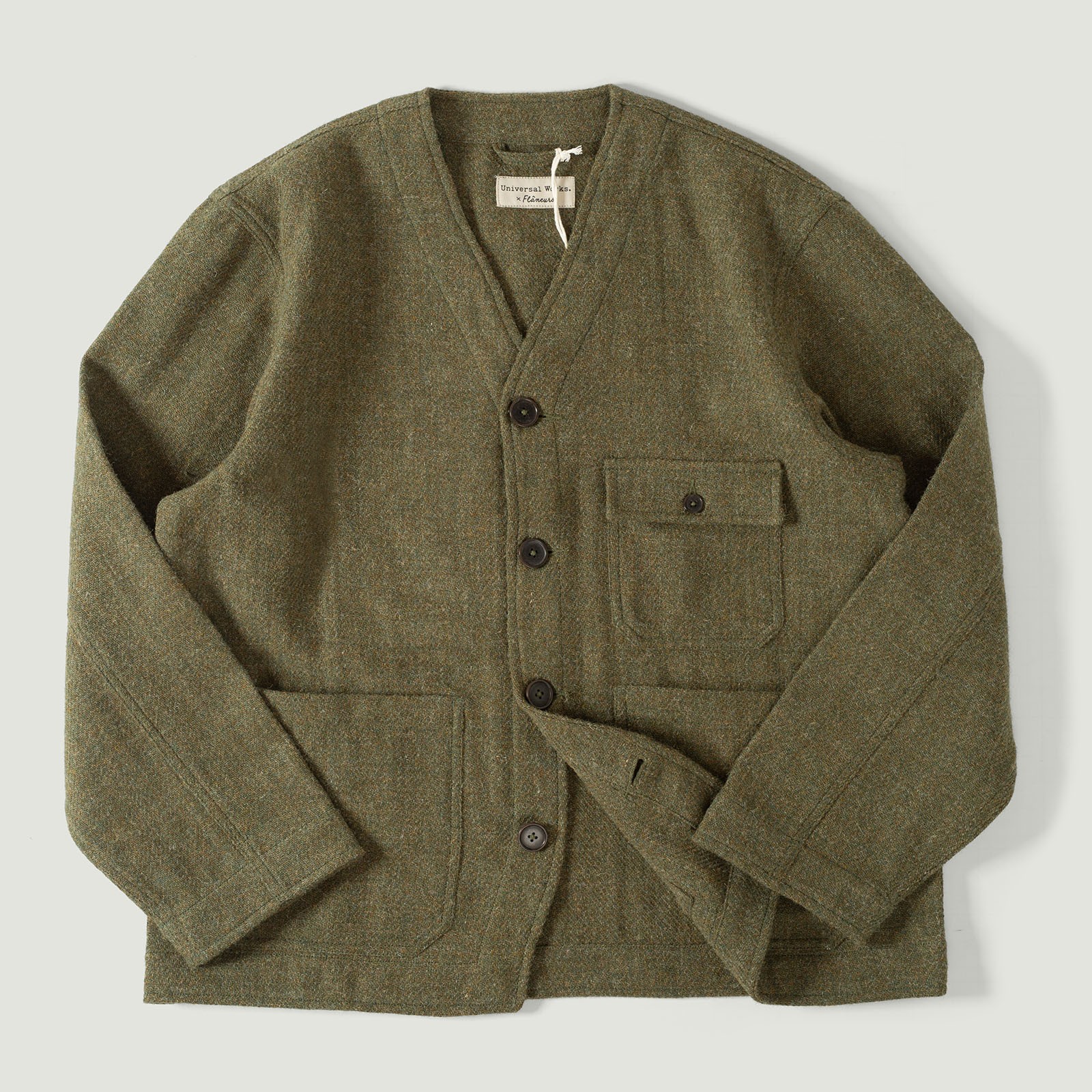vignette UNIVERSAL WORKS x FLÂNEURS Harris Tweed Plaid Cabin Jacket Green