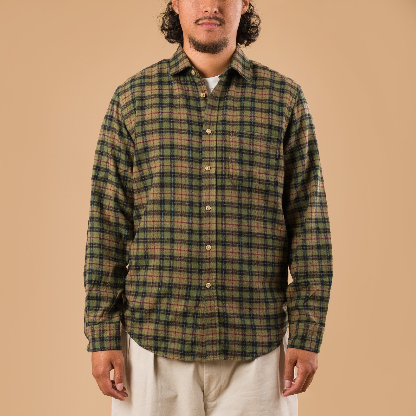 image portée face flâneurs PORTUGUESE FLANNEL Parque Shirt
