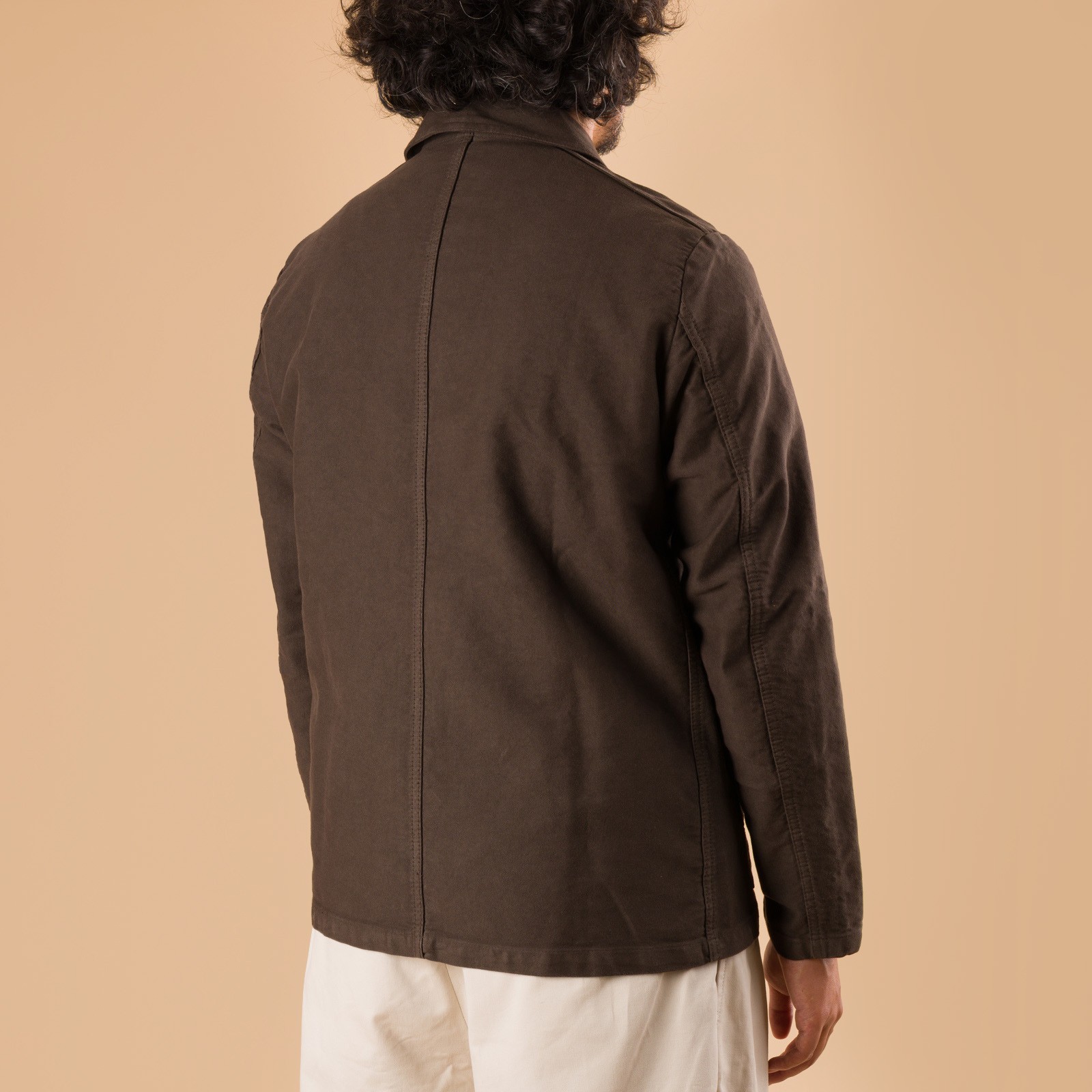 image flaneurs porté de dos VETRA Truffle French Moleskin Weaved Jacket