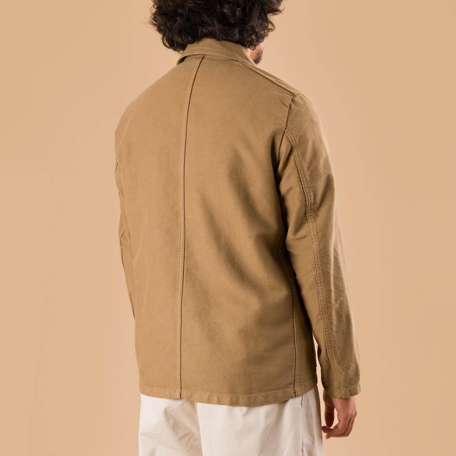 image flaneurs porté de dos VETRA Dune French Moleskin Weaved Jacket