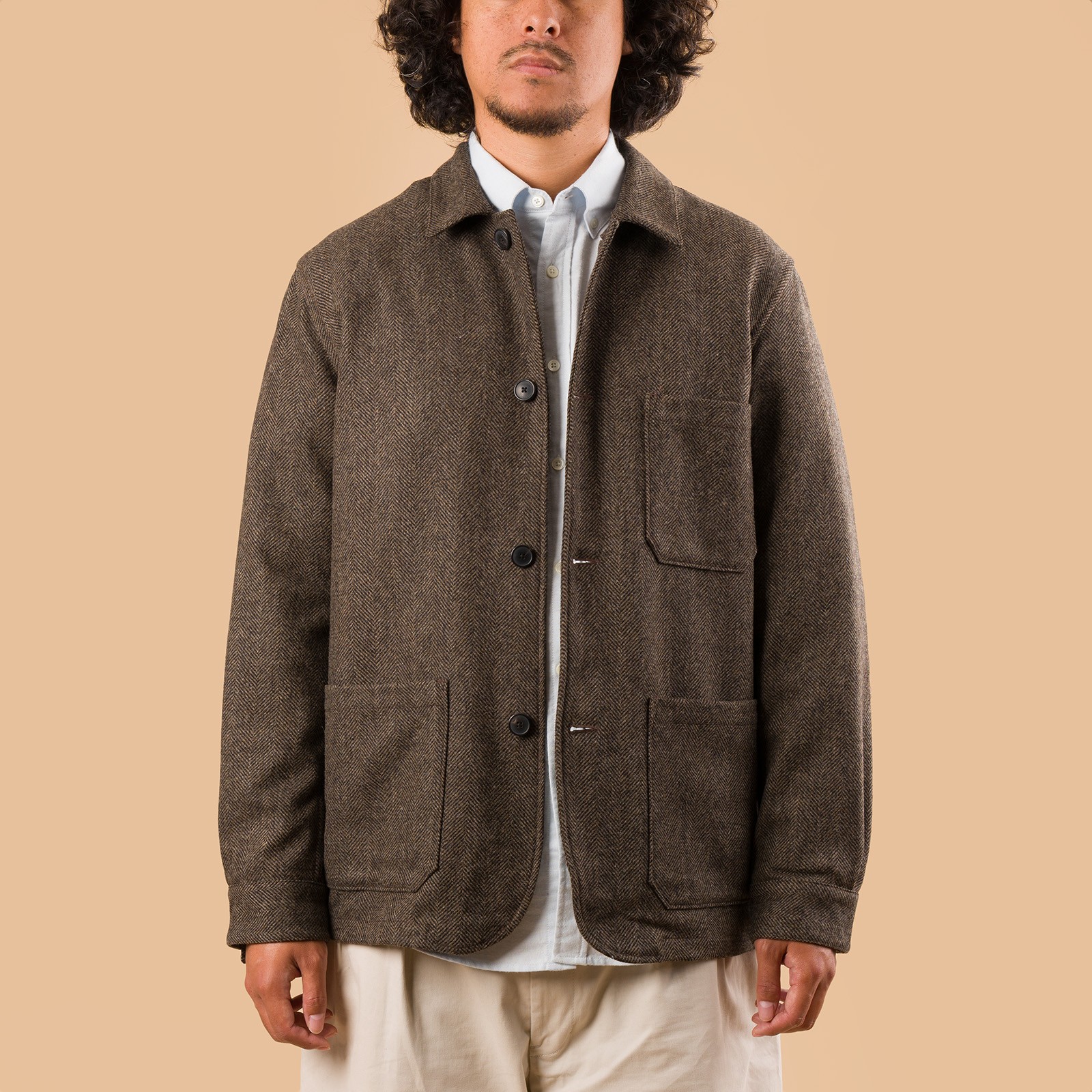image portée face flâneurs PORTUGUESE FLANNEL veste Labura Herringbone Wool Light Brown