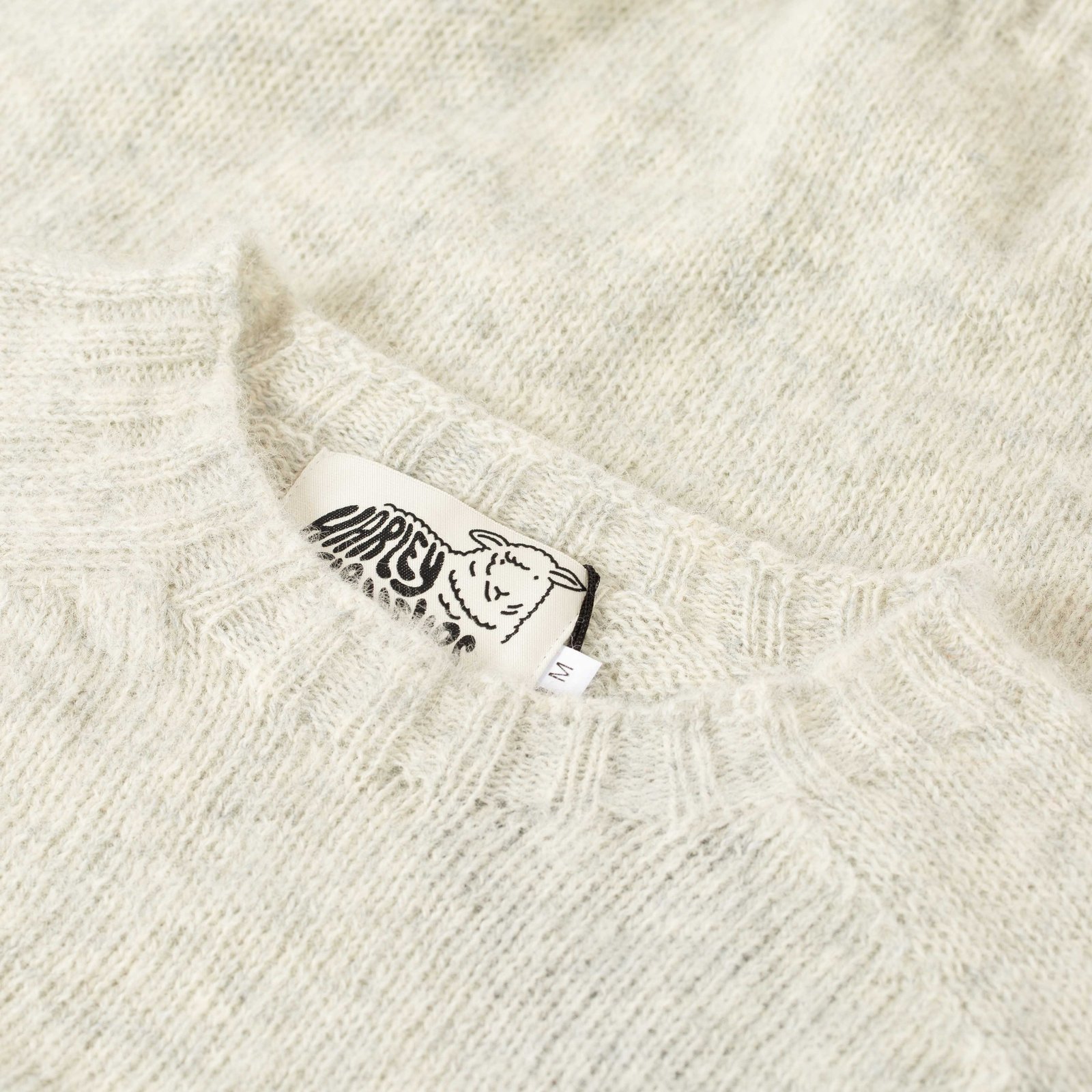 pull laine ecossais Harley of Scotland X Flâneurs détail-pearl