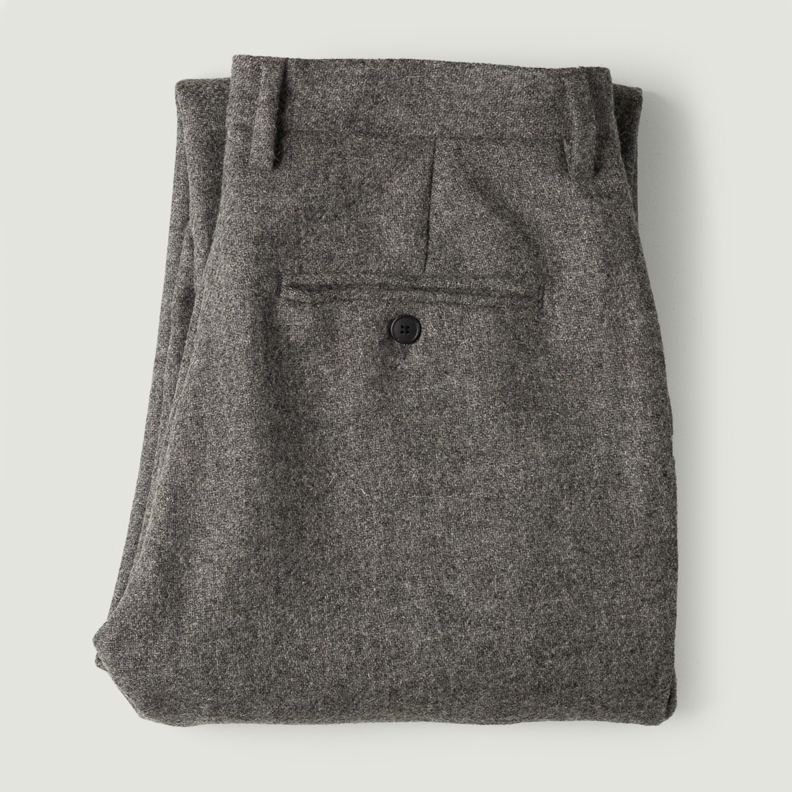 Image-Flâneurs_PORTUGUESE FLANNEL / Single Pleat Trousers Wool Grey_Vignette