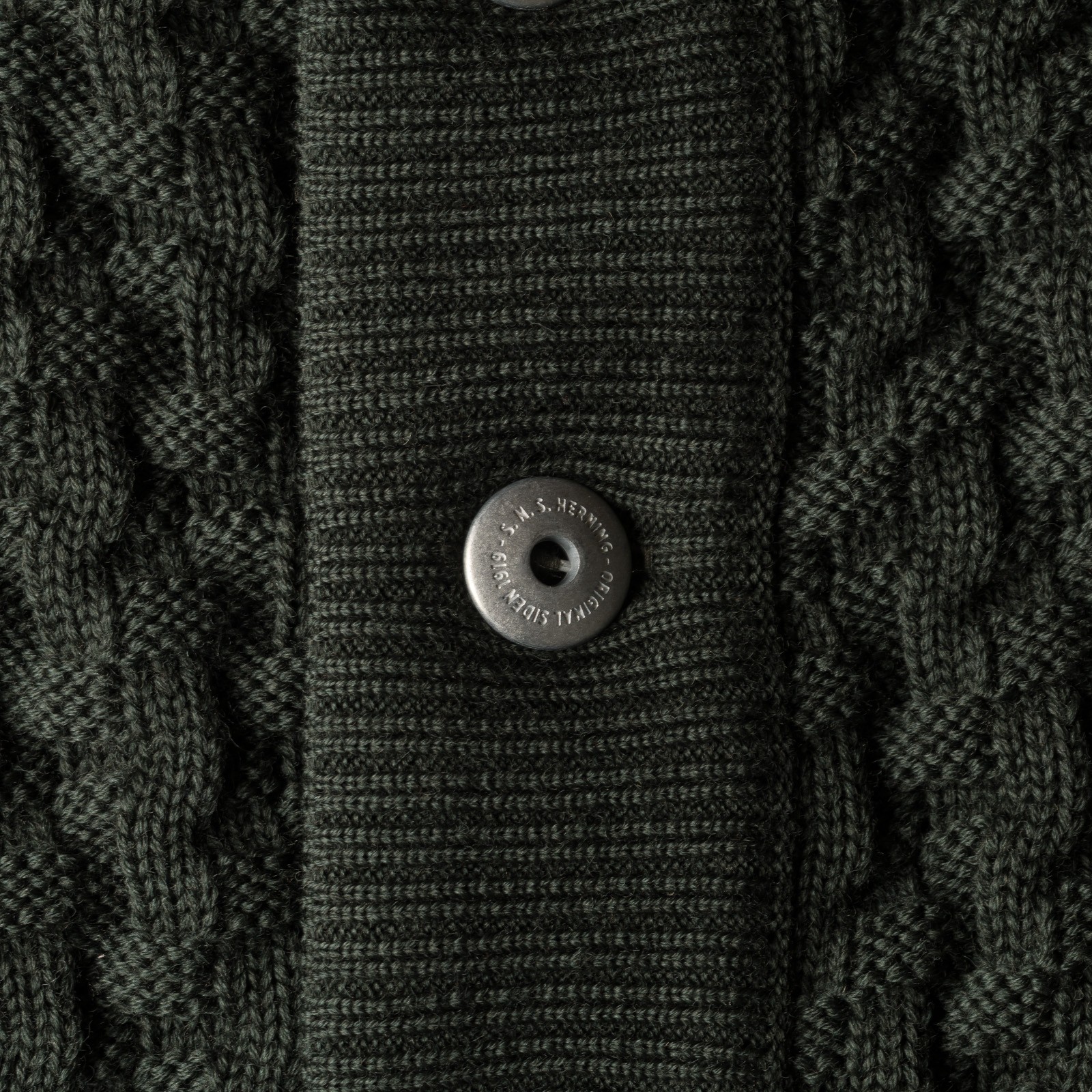 Stark Cardigan Dark Forest Green