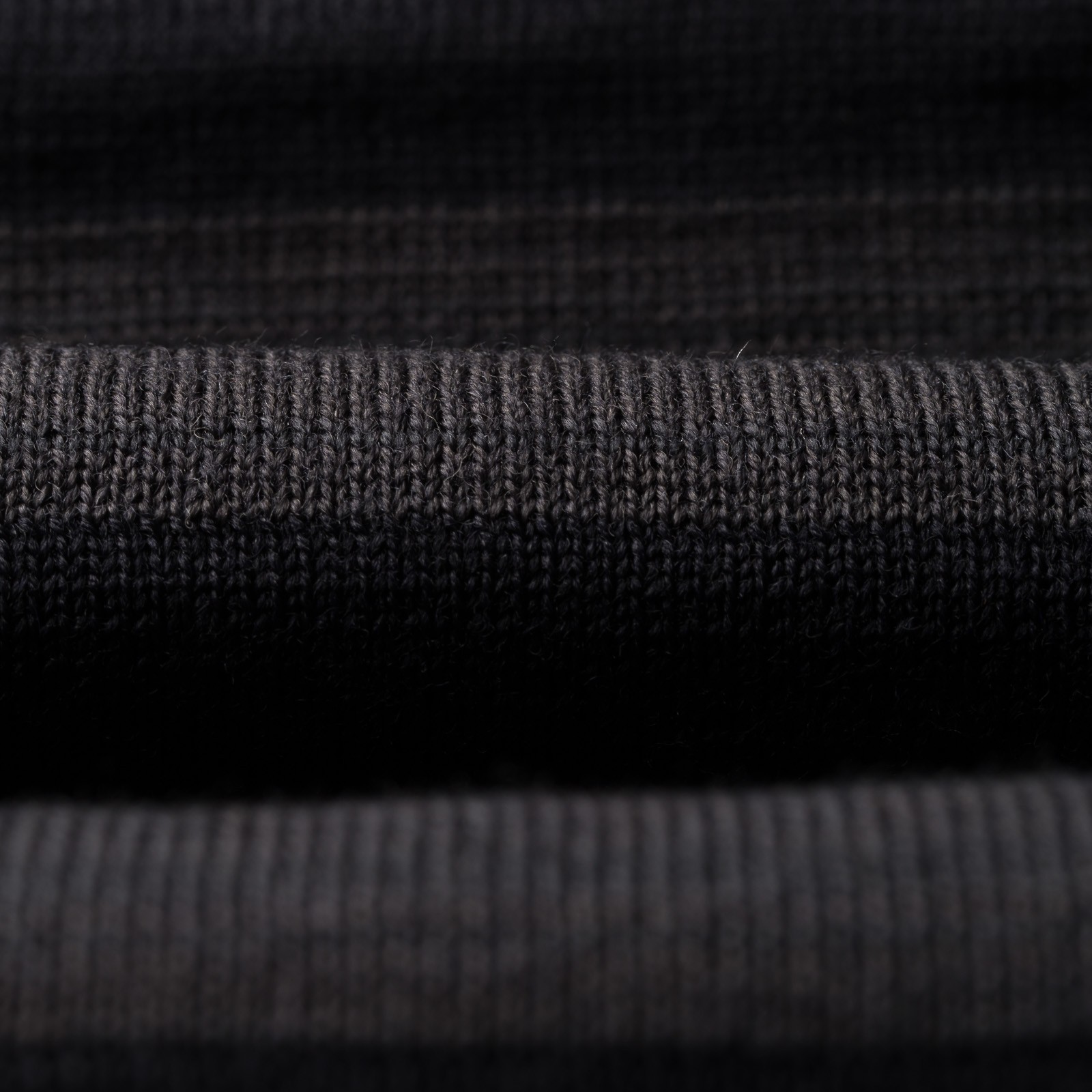 Given-III Crew Neck Molten Grey