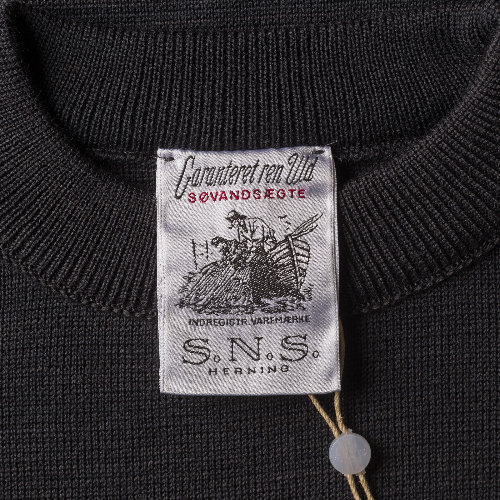 Given-III Crew Neck Molten Grey