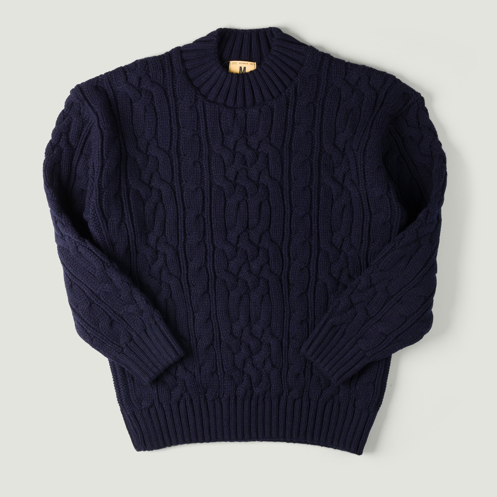 Image-Flâneurs_NITTO KNITWEAR / Pull Col Rond Ohannes Maille Torsadée Marine_Vignette