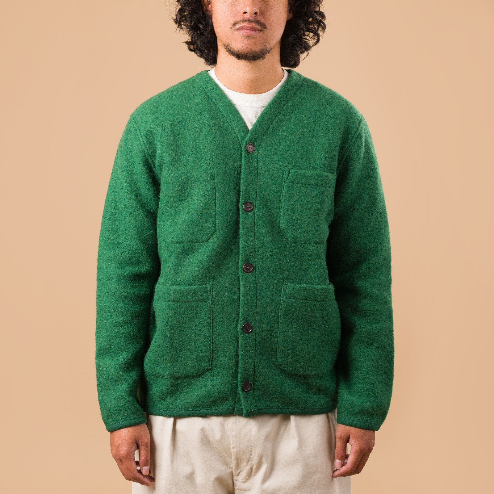 image flâneurs UNIVERSAL WORKS Wool Fleece Cardigan Green de face