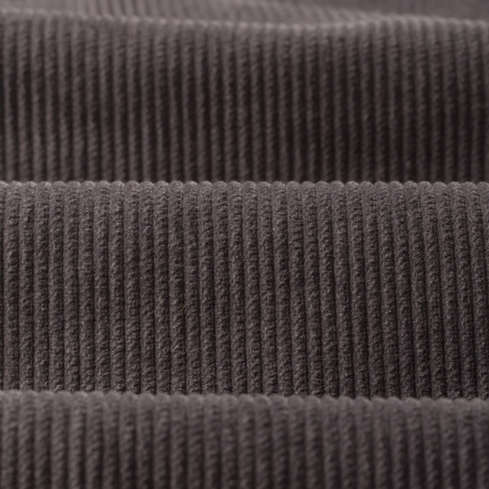 images flaneurs UNIVERSAL WORKS Corduroy Pleated Track Pant Charcoal_Detail-2