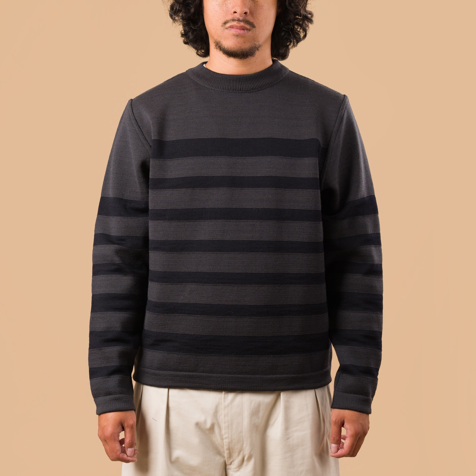 Given-III Crew Neck Molten Grey