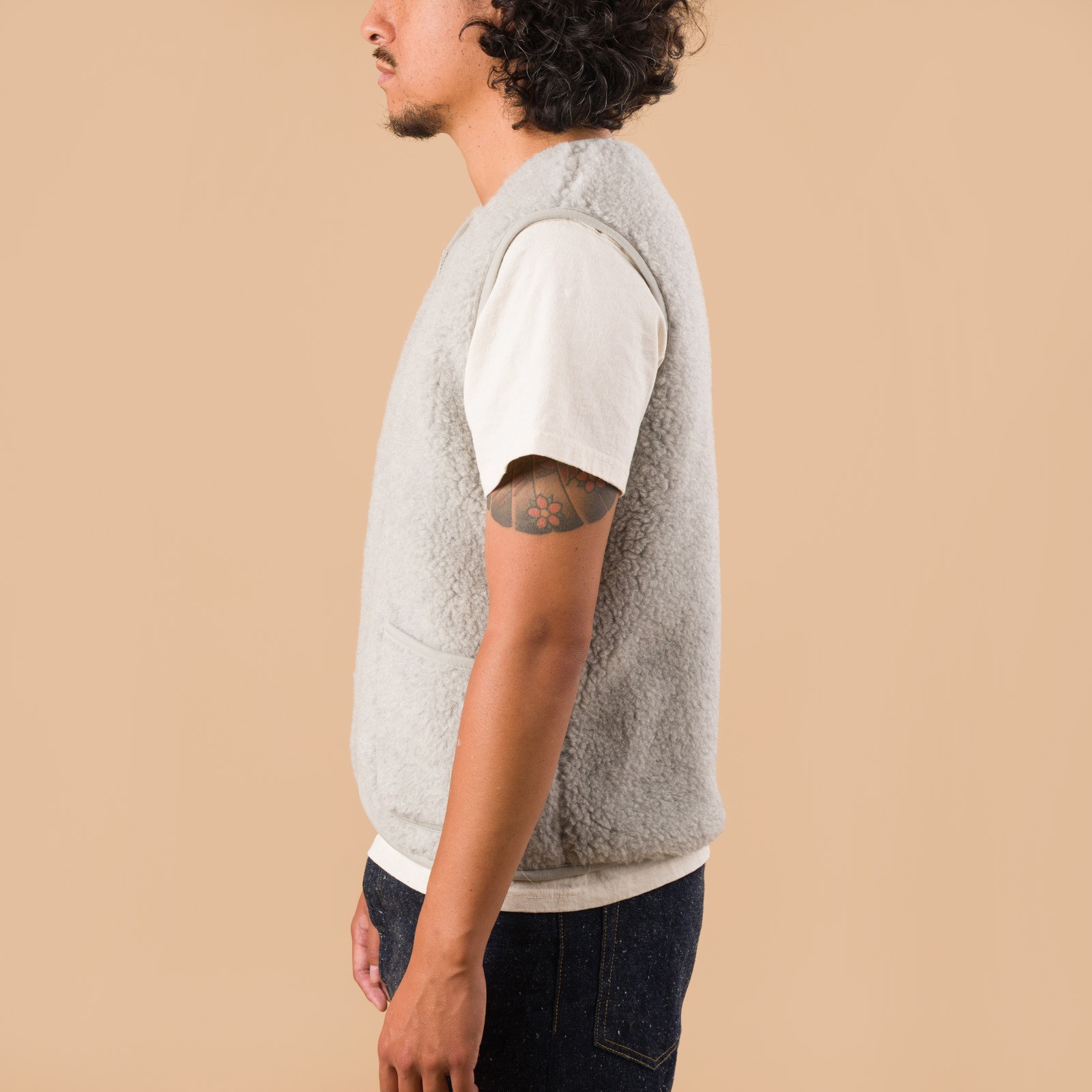 image flaneurs lining Coldbreaker laine Pepitco Vest Ultralight Silver de profil