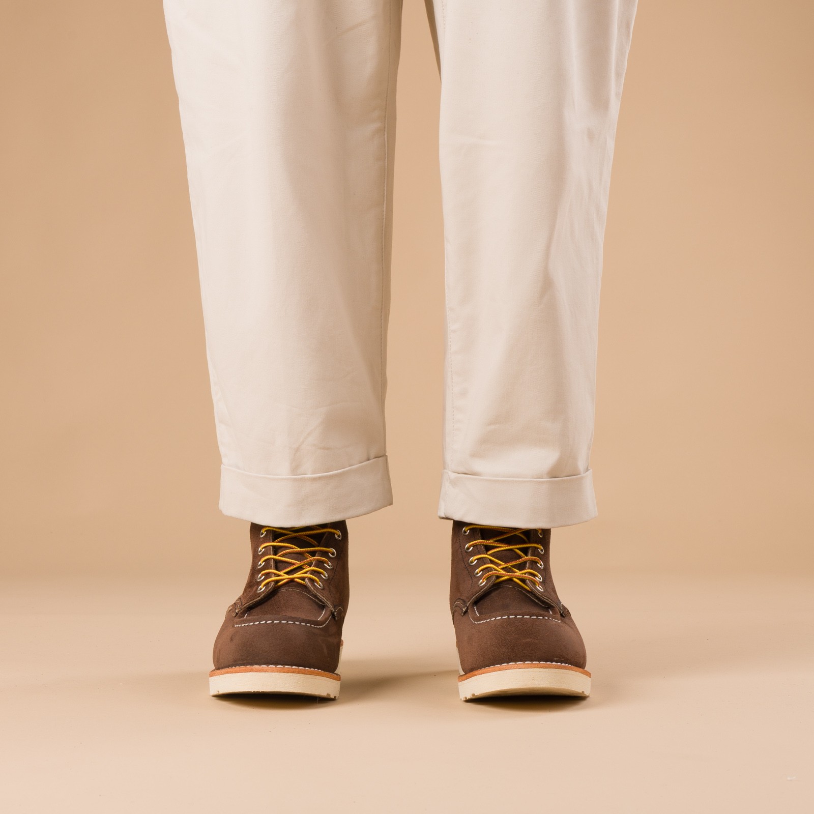 images flaneurs RED WING SHOES  8836 classic moc toe chocolate muleskinner front
