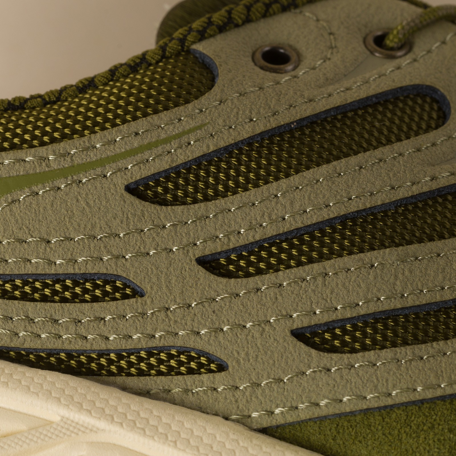 Image-Flâneurs_HOKA / Stinson EVO OG Moss Green/Wild Mushroom_detail-2