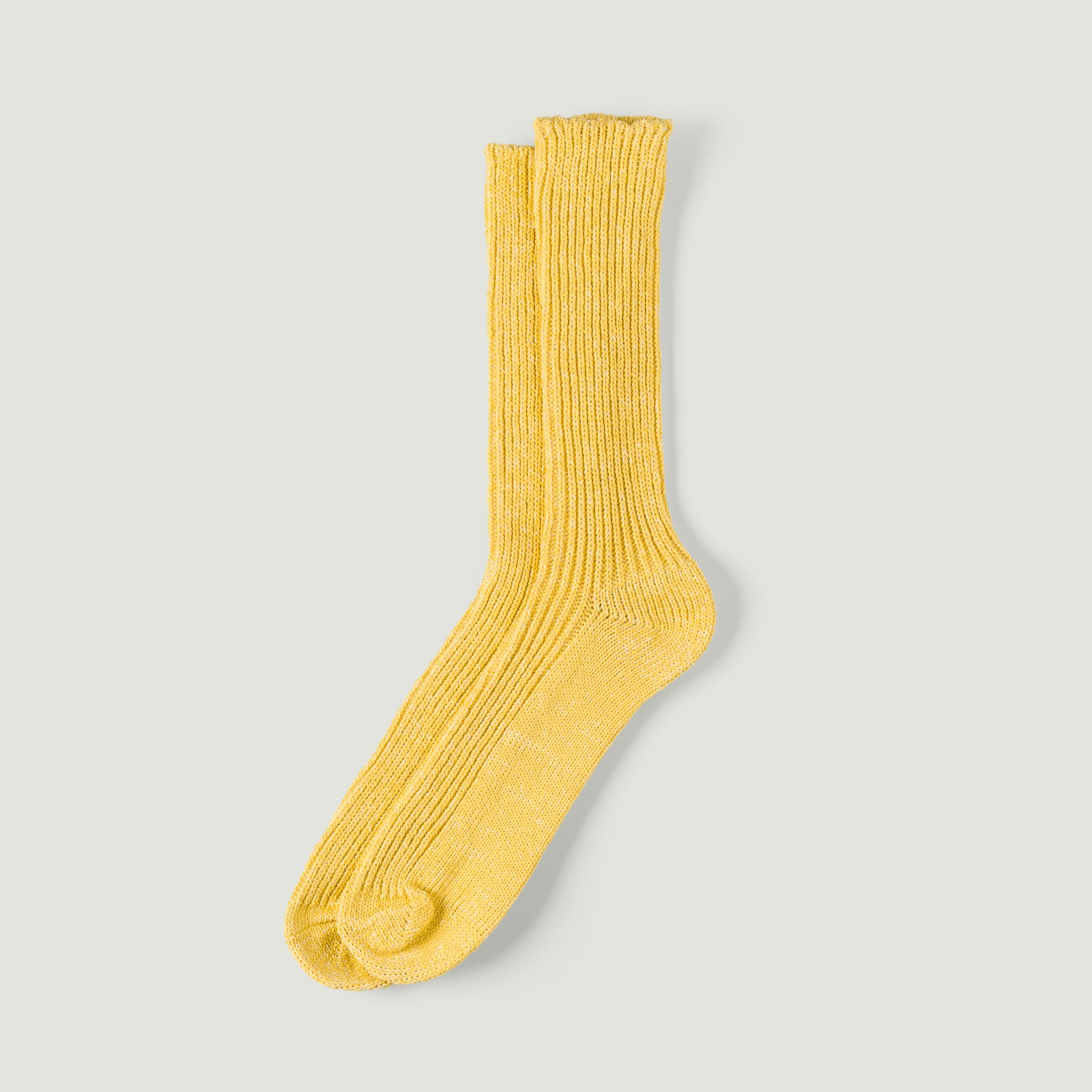 Image-Flâneurs_NISHIGUCHI KUTSUSHITA / Hemp Cotton Ribbed Socks Vintage Yellow_Vignette