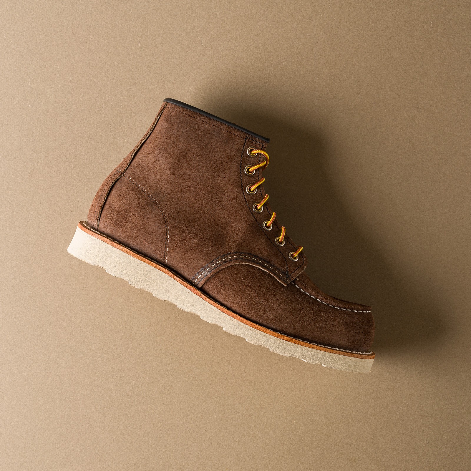 Image-Flâneurs_RED WING SHOES / 8836 Classic Moc Toe Chocolate Muleskinner_detail-3
