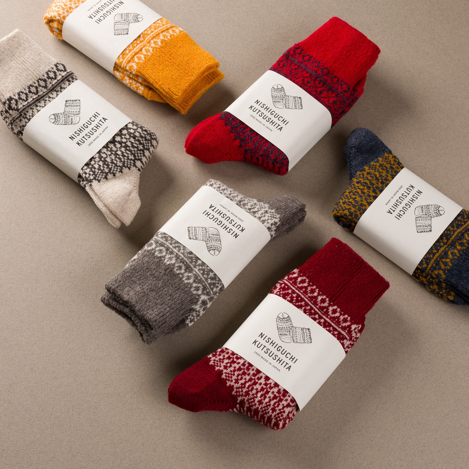 Image-Flâneurs_NISHIGUCHI KUTSUSHITA / Wool Jacquard Socks Red_Detail
