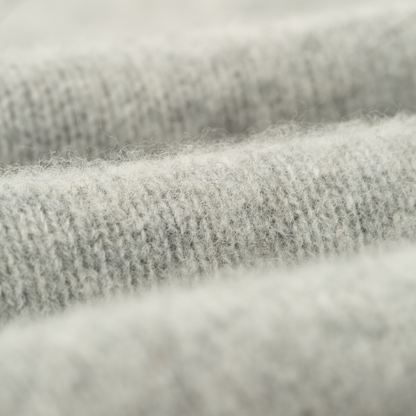 Shaggy Crew Neck Silver