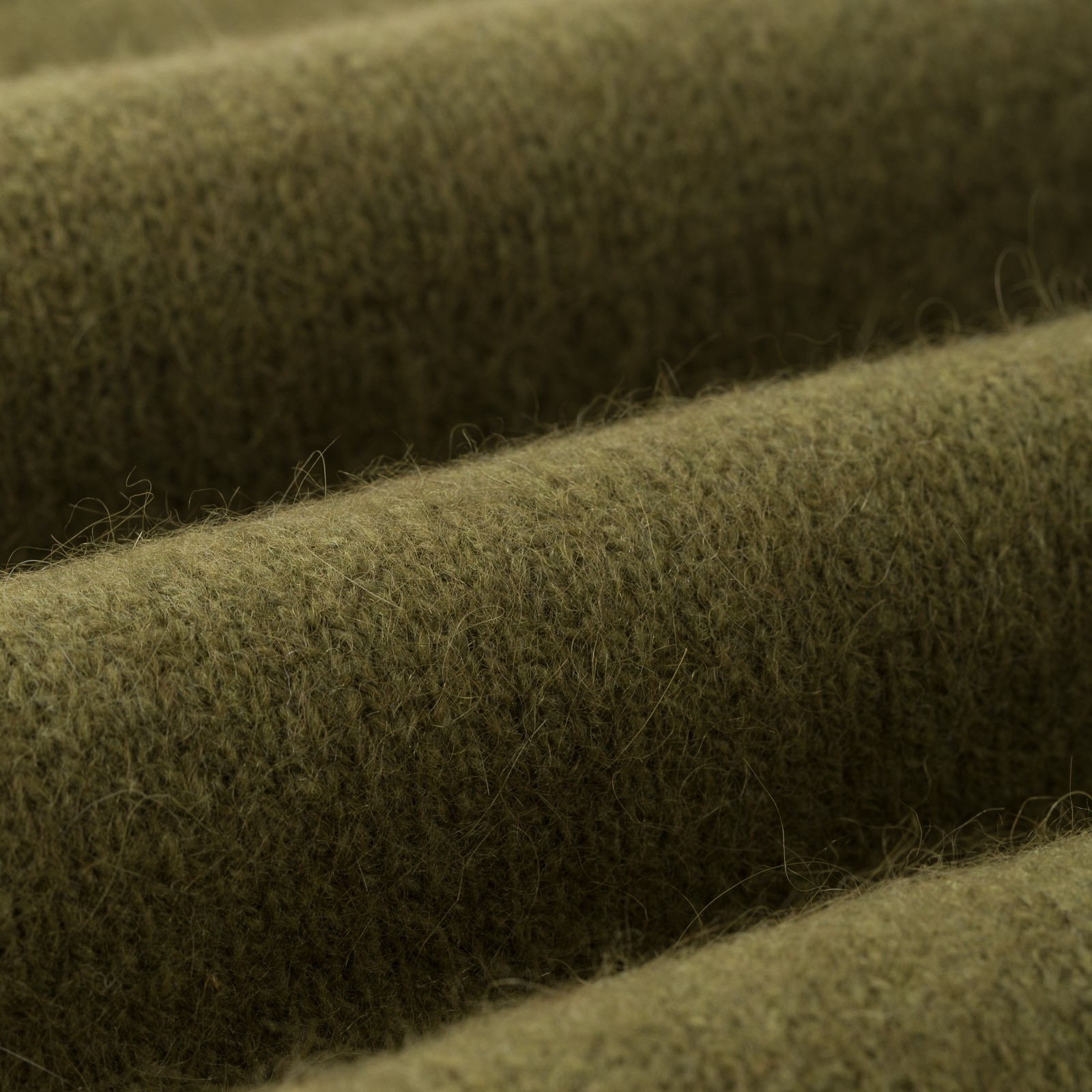 Image-Flâneurs_MACKIE / Caolas Plain Scarf_Detail