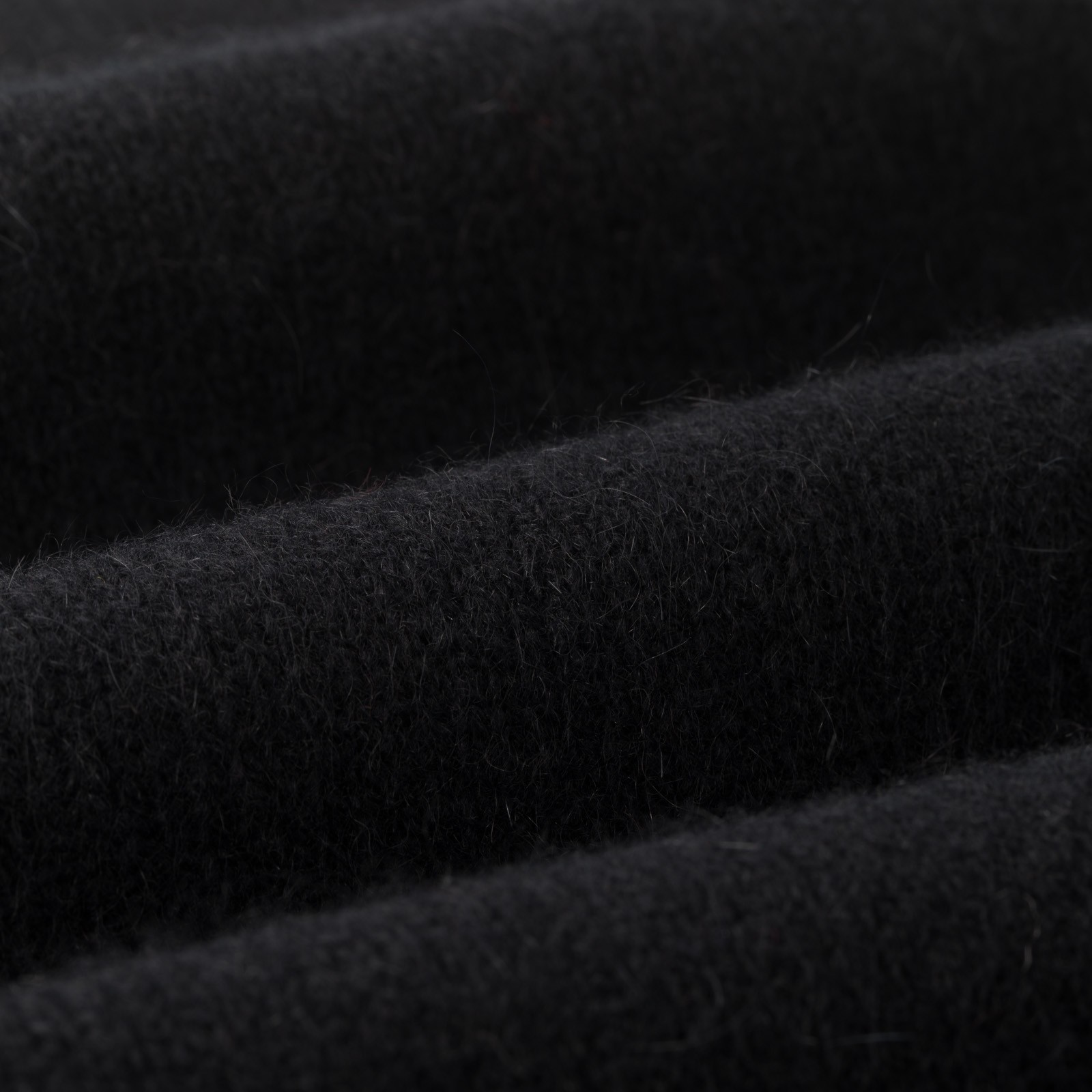Image-Flâneurs_MACKIE / Caolas Plain Scarf_Detail